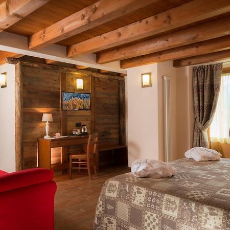 Dresalwoald Bed & Breakfast Гресоне Сен Жан Екстериор снимка