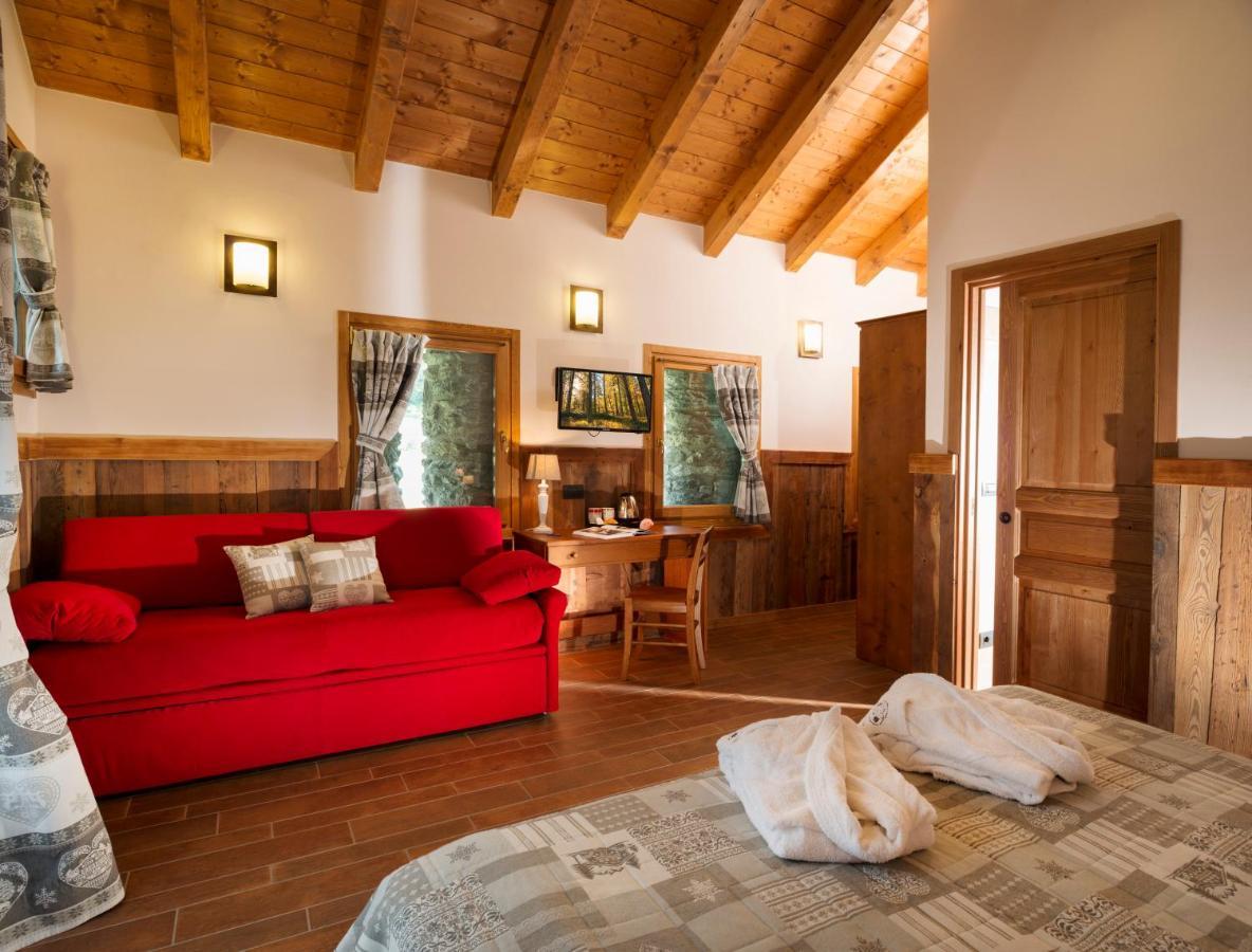 Dresalwoald Bed & Breakfast Гресоне Сен Жан Екстериор снимка