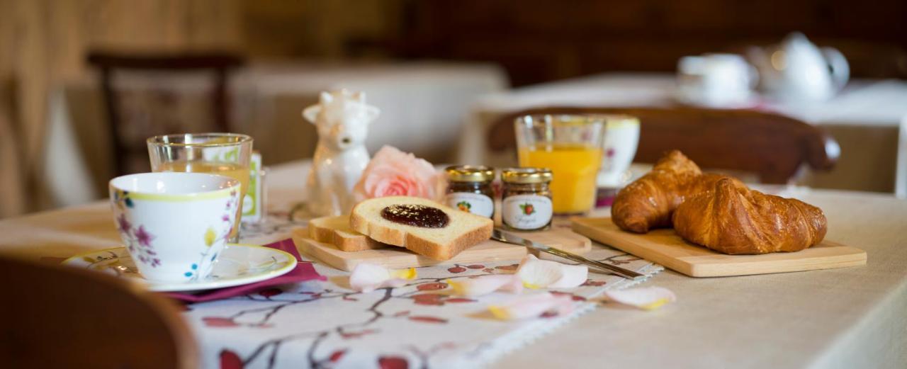 Dresalwoald Bed & Breakfast Гресоне Сен Жан Екстериор снимка