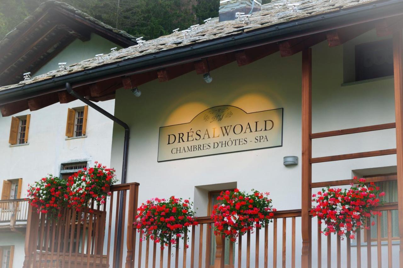 Dresalwoald Bed & Breakfast Гресоне Сен Жан Екстериор снимка